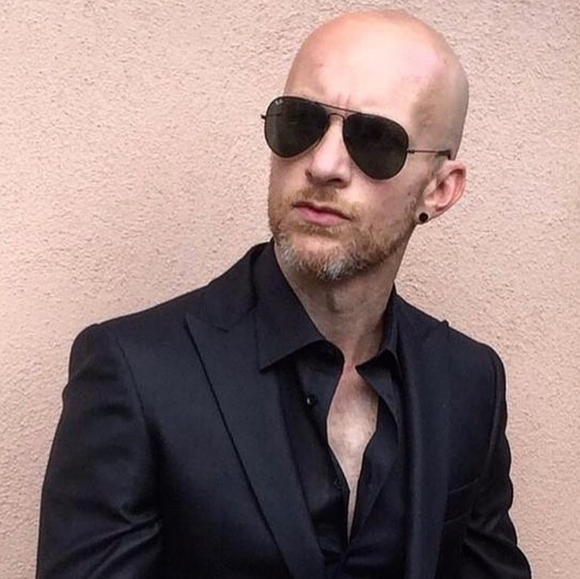 LIKE NEW RayBan Aviator RB3025 Black Ray ban Sunglasses - Picture 12 of 14